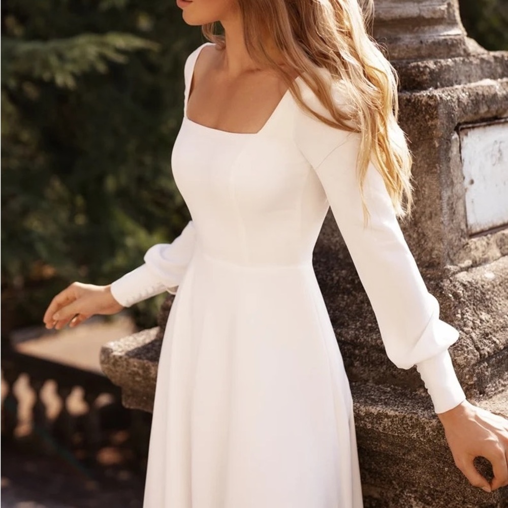 Mila Bridal Wedding Dress - Picture 3 of 8